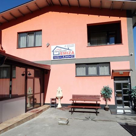 Apartments Emiza Σάμοκοβ Εξωτερικό φωτογραφία