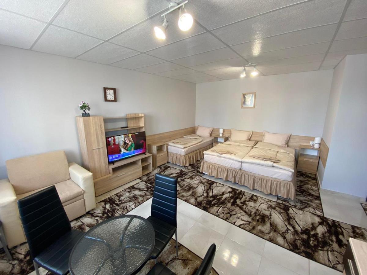 Apartments Emiza Σάμοκοβ Εξωτερικό φωτογραφία