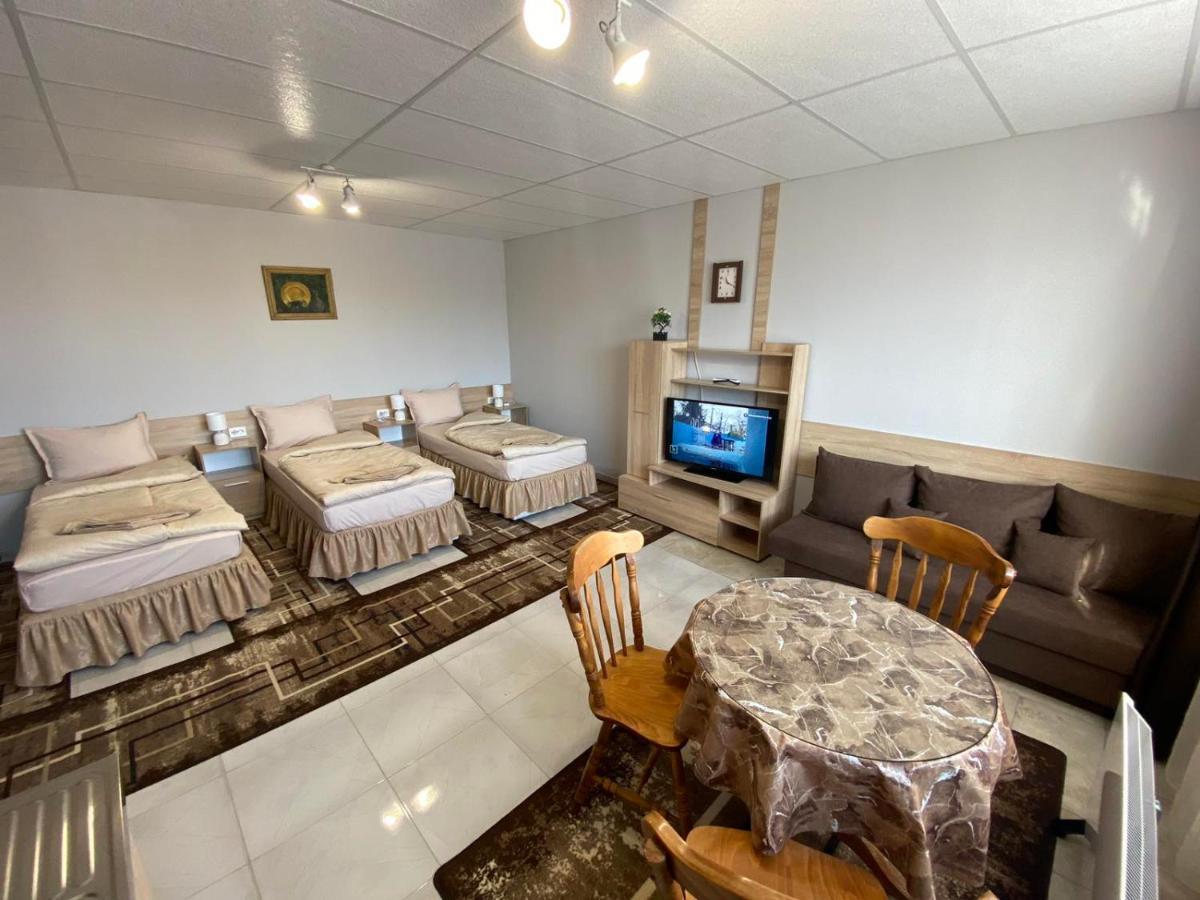 Apartments Emiza Σάμοκοβ Εξωτερικό φωτογραφία